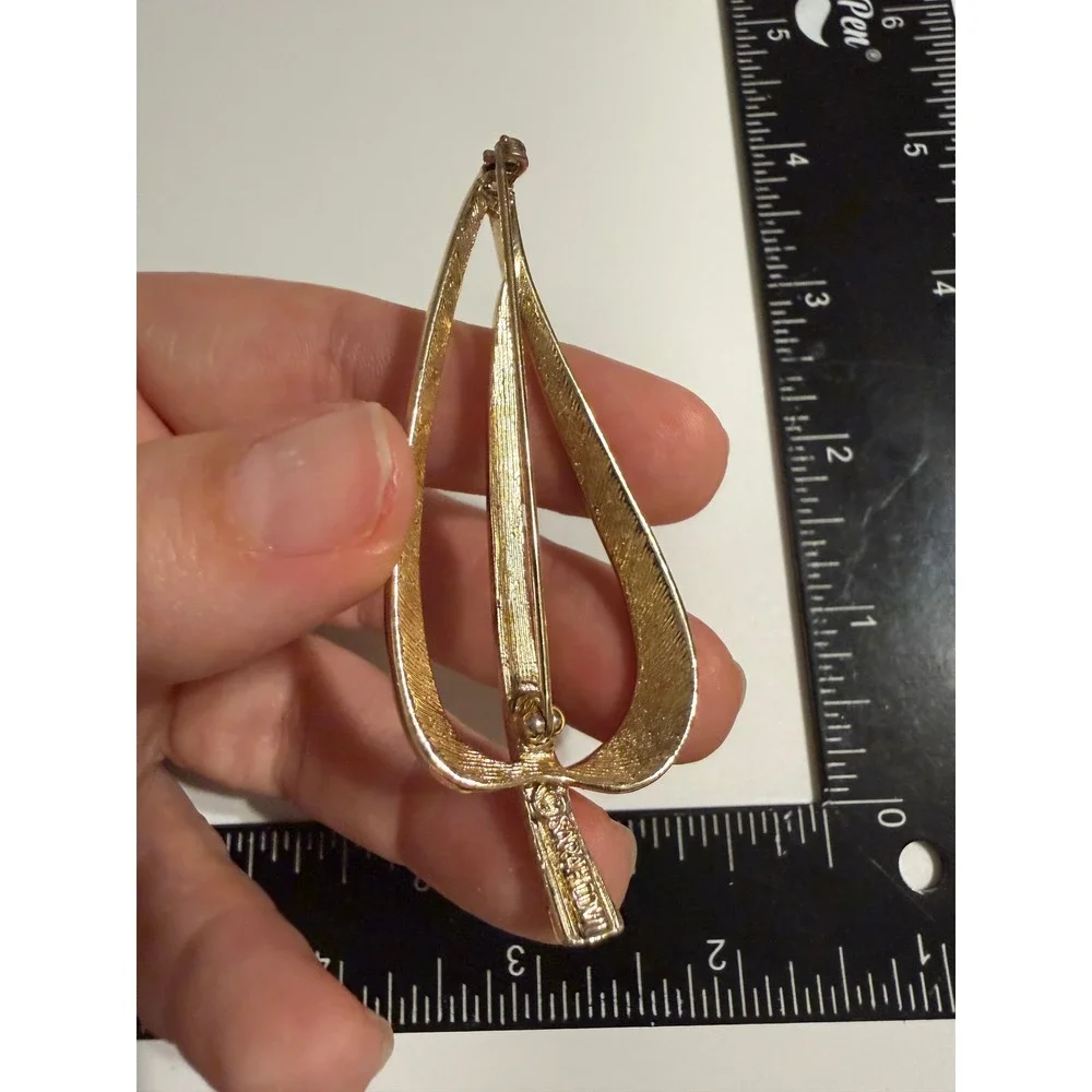 Sarah Coventry Vintage Gold Tone Open Leaf Brooch Pin Mid Century‎ Modern
